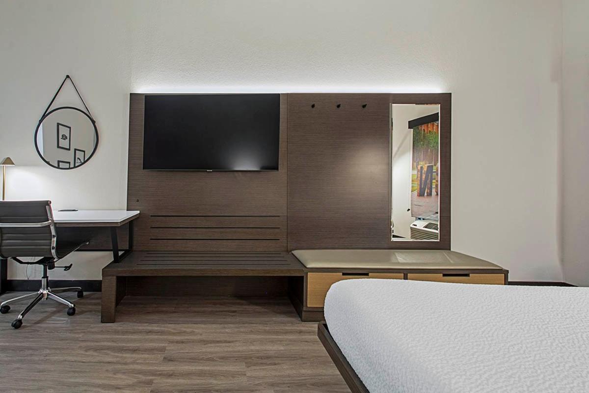 Wingate By Wyndham Macon I-75 Hotel Bagian luar foto