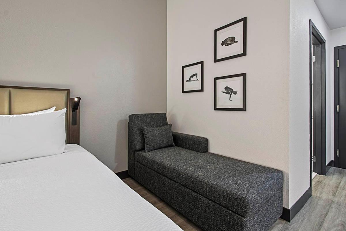 Wingate By Wyndham Macon I-75 Hotel Bagian luar foto